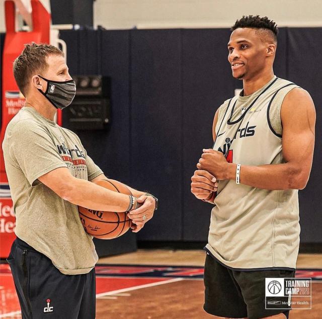 1623904987793031661.jpg EomjFbfXYAAKmiz.jpg