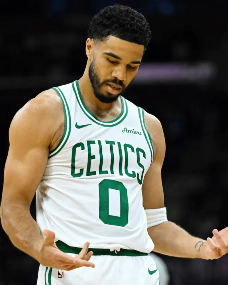 开云体育中国-渐入佳境！塔图姆复出前10战场均19.8分，最近5战场均25.2分